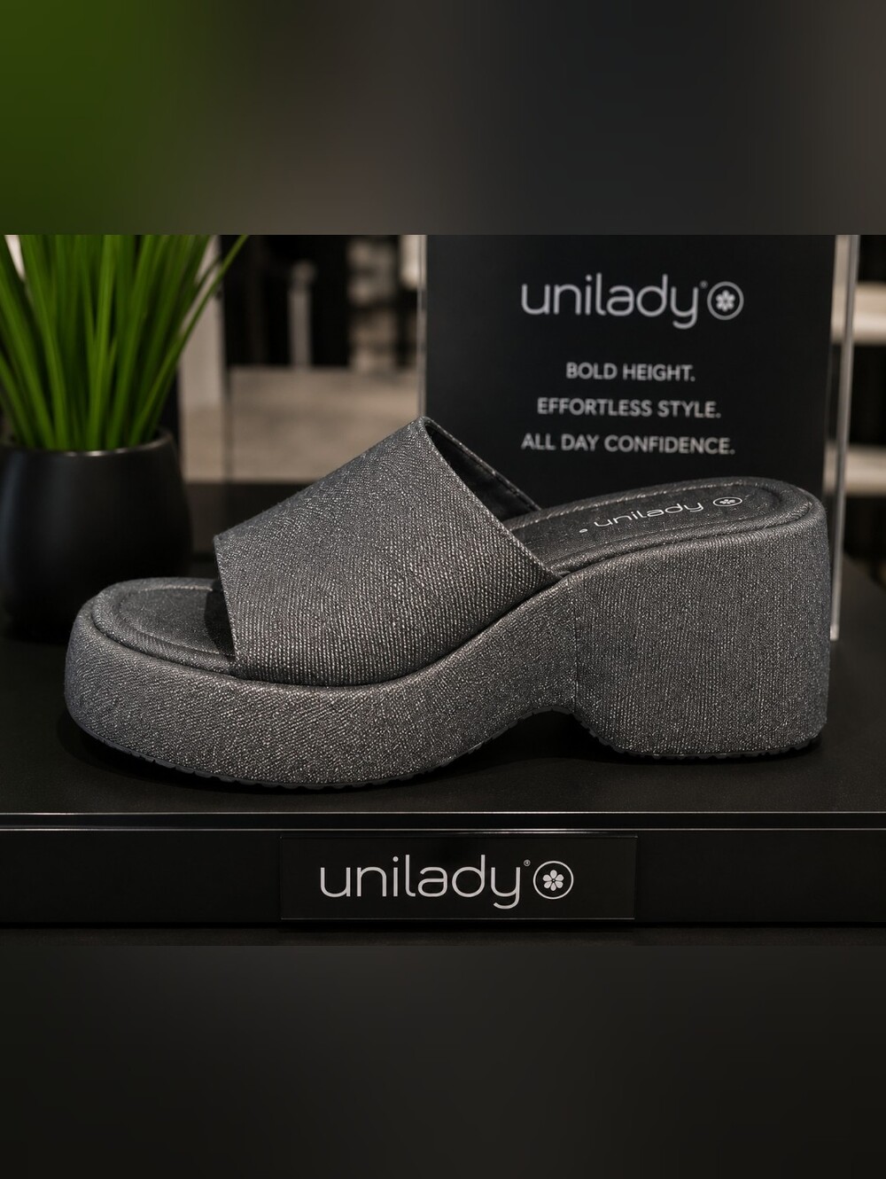 Unilady “Jena” Black Denim Platform Slides – Women’s Size 8 – New in Box